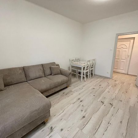 Malompark Apartman With Free Parking Debrecen Extérieur photo