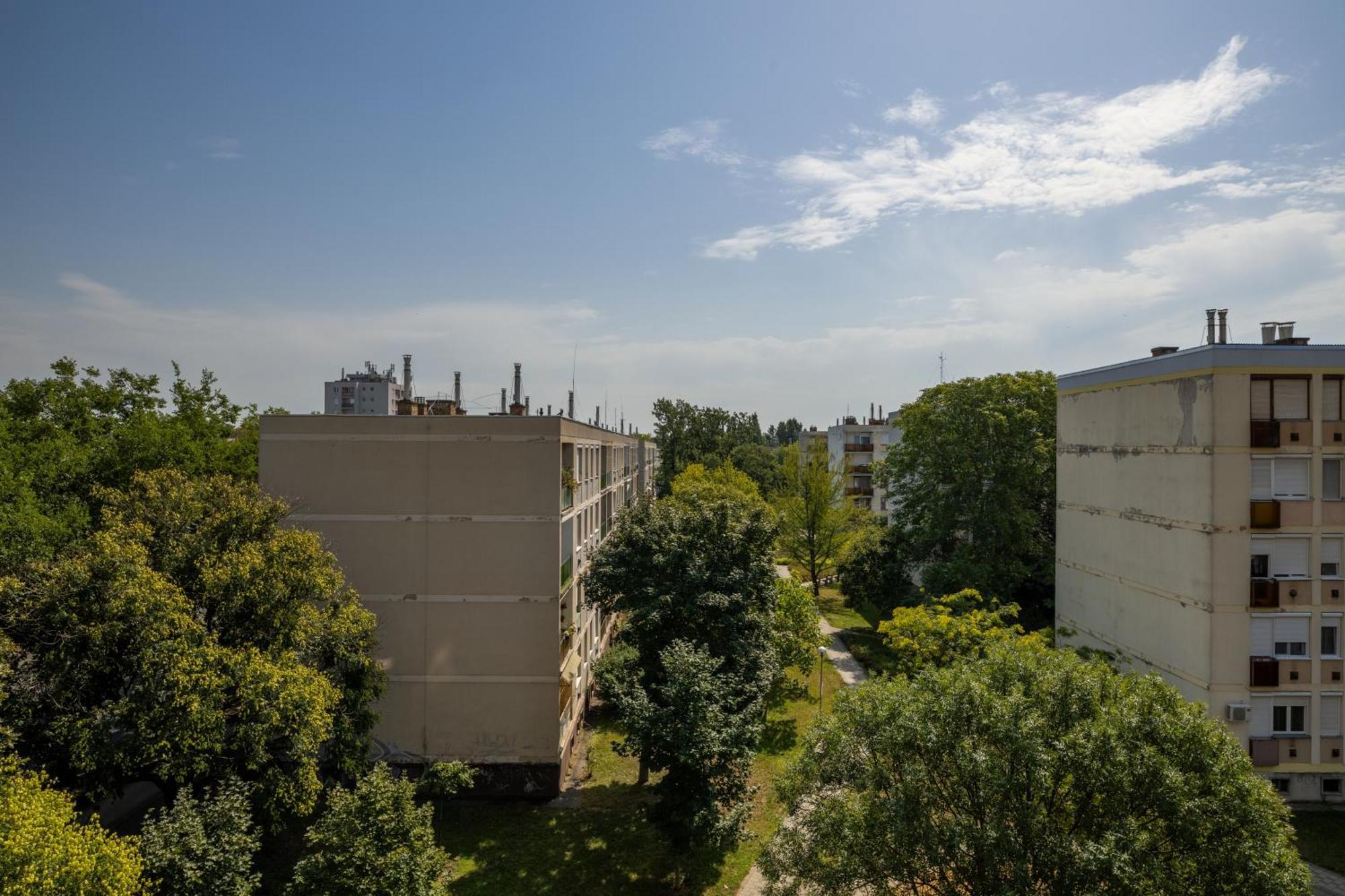 Malompark Apartman With Free Parking Debrecen Extérieur photo