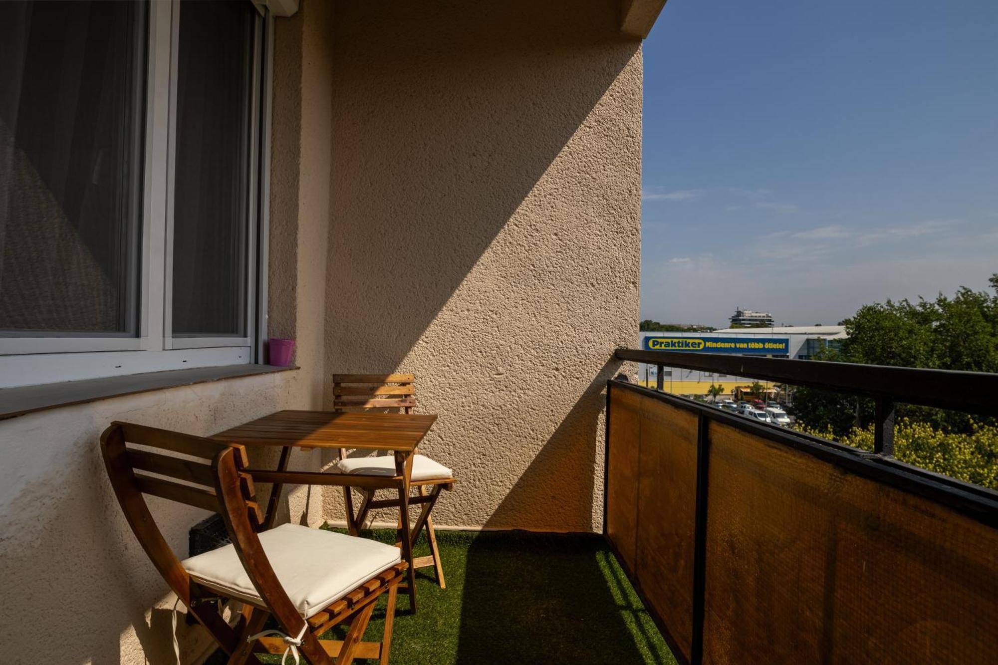 Malompark Apartman With Free Parking Debrecen Extérieur photo